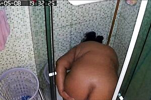Hidden Camera Catches FAT BBW Neighbor SHAVING Her BIG PUSSY in Bath!