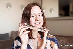 Anca’s dildo session is so intense, you gotta see her European curves in action! 😍