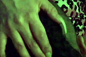 i lick fuschia leopard's pussy close up