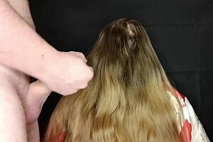 i came on stepmom's long hair 😏 she didn't mind