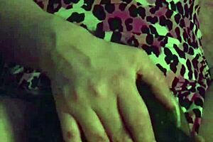 i lick fuschia leopard's pussy close up