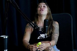 flor de damiana in group sex