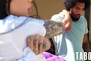 jamess outdoor surprise turns into sensual nuru massage with petite milf.