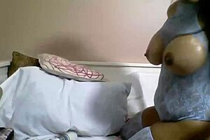 Bbc Dildo Oriental Nympho Maxine X Fucks Herself with It