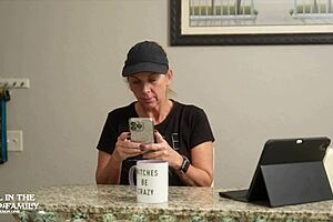 Does the new stepmom make junior comfortable with her deepthroat?