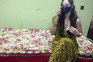 Pakistani Aunty Calls Friend for Hard Anal with Hindi Audio