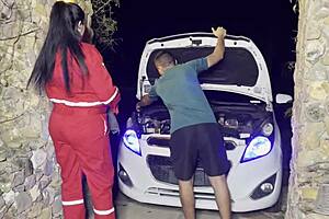 pregnant mechanic trades wet blowjob for quick payment