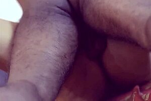 indian bhabhi sees big dick. she gives blowjob to college devar 😏