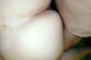 madura de 39 años siente pasión al coger con un morro de 19 años