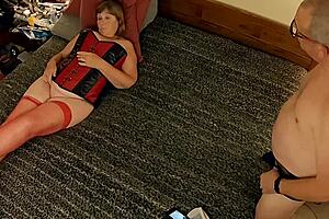 Can Elegant Granny Be the Ultimate Cocksucker Gilf?