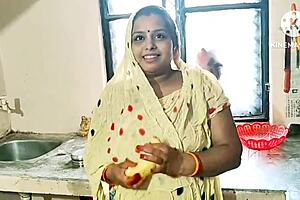 Desi Bhabhi Fucks Hardcore In Kitchen With Banana