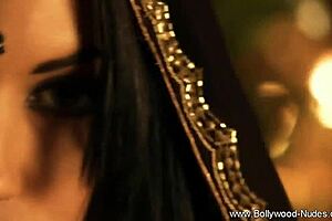 Does this sexy brunette milf have the body for love?