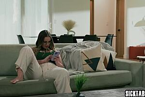 Big tits milf Codi Vore gets caught in an awkward situation by perverted guy Tommy Pistol