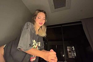Damn, fucked an Asian woman hard at her place! 😍