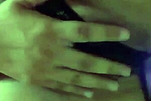 Aurora Estelar Se Muestra En El Baño De Su Casa