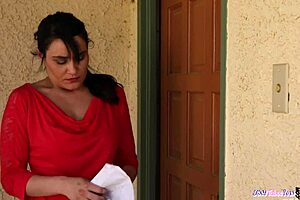 Glam Dyke In Lingerie And Stockings Gets Eaten Out By Lesbian Milf In Full Movie