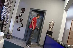 Cougar mom lures big dick neighbor for sneaky home fuck