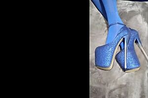 Sexy laura waits in heels for her moment