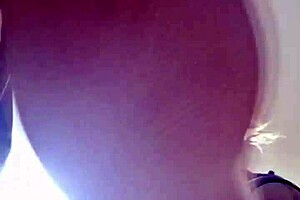 Hot teen Elza Kom shines in a captivating solo performance scene