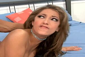 Супер сексуальная милфа трахается с футфетишем