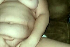 Milf In Group Gets Finger Banged To Orgasm On Ass