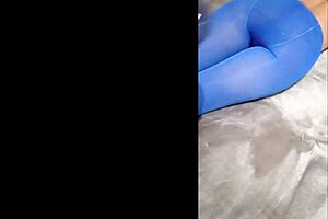 Sexy laura waits in heels for her moment