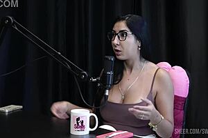 Renatinha Melo Stars in Glamour Interview with Tifany Rocha and Didy Reis