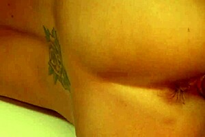 German amateur milf in private anal threesome sandwich