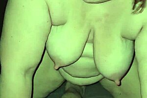 Have you seen these big preggo tits? The milf gives blowjob and has sex while pregnant