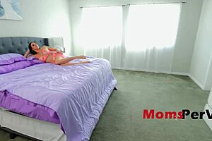 Step mom pleases me in lingerie 😘