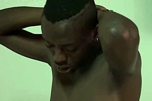 Watch this milf deepthroat big cock in gym quickie