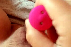this milf opens her pussy in a sexy way