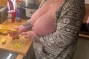 two big boobs in the kitchen, european milf and chubby amateur handjob fun