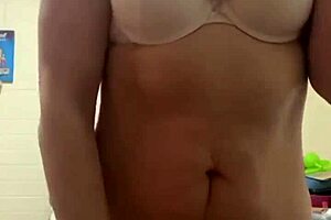 jade the milf strips naked