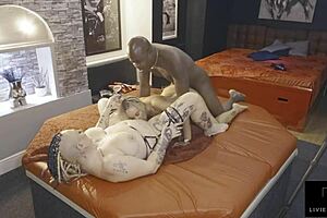 Jay Playhard Experiences Eva May And Livie Blainn In Bold Threeway