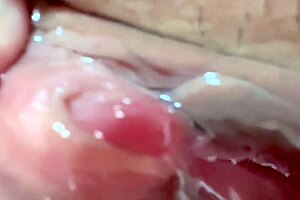 Amateur pink pussy licked 106 days after losing virginity with wet sex and couple