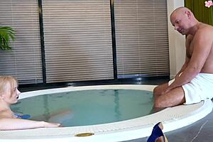 Huge Dick Face Fuck?