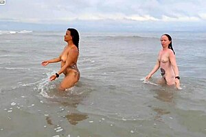 I fucked two milfs and came for them to suck.