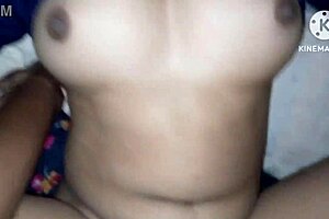 Desi aunty gets naughty at home with steamy Hindi audio action