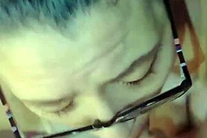 Melisabunnny Squirt Handjob Deepthroat