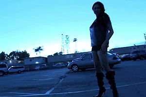 Soccer mom turns to porn, chubby housewife moaning loudly.