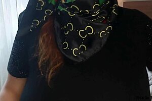 Stepdaughter orgasms with buttplug in ass! 😍💥