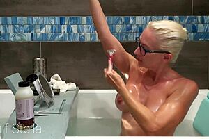 bathing with stella e01 pussy shaving and body shaving - milf stella