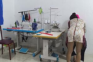 Intense seduction in the sewing workshop with assplay 😘