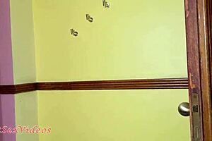 أنا مارسيلا شولتز، فعلت غانغ بانغ صغير مع ثلاثة رجال، جميعهم يقذفون في فمي