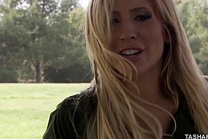 Oh wow, mature european tasha reign masturbates pussy lips before assfucking her long hair ass!