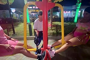 Stranger with huge tits and ass invites me for tight pussy licking in public park