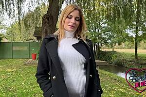 Rose Magnifique Blonde De 22Ans Adore Le Sexe?