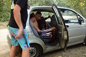 Superbe Moment De Sex Dans La Nature Sans Capote Avec Jesyka Diamond V Bloom