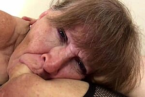 I am the granny brothel babe who blows, sucks, and deepthroats the best with close-ups